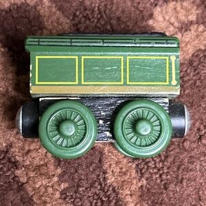 Thomas and Friends EMILY's TENDER (2003)‎ / Thomas wooden train